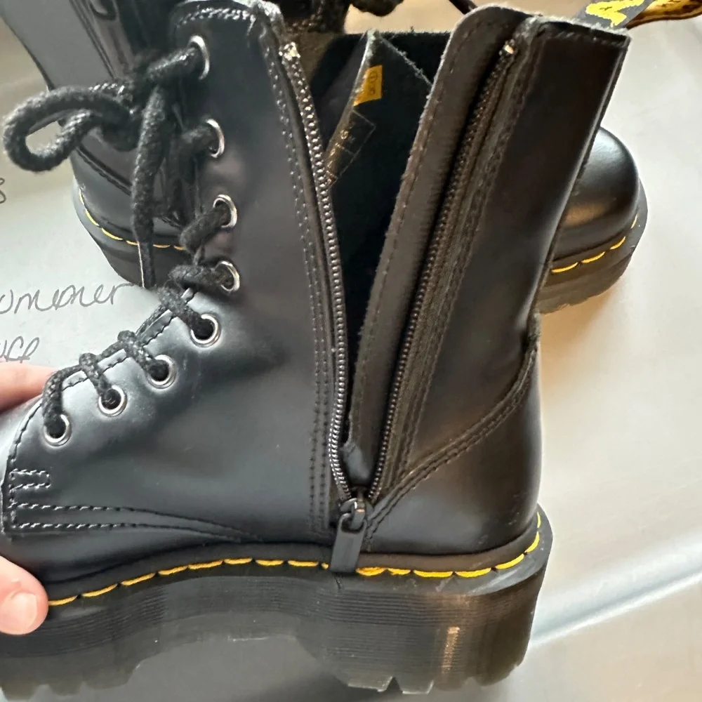 DR.Martens Jardon Boot Black Lace up & zip side Women's 8 - Picture 5 of 8